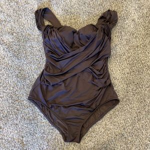 Miracle swimsuit 14 Badgley Mischka